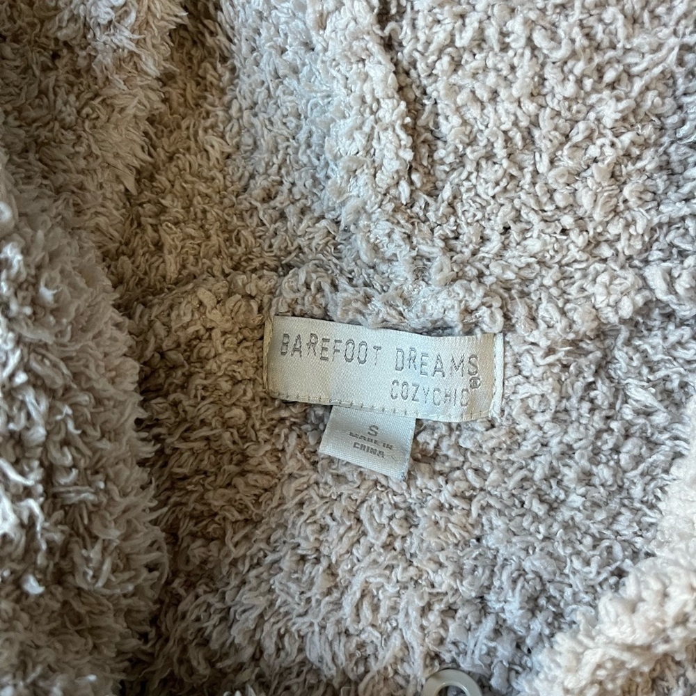 Barefoot dreams CozyChic Women's Relaxed Zip-up Hoodie cream small - Picture 4 of 5